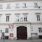 Datri Petite Suite 1 - 3